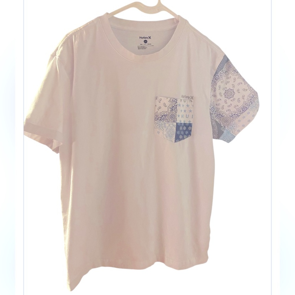 Hurley bandanna short sleeve shirt. Size small. ￼